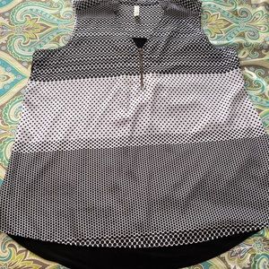 Black white polka dot sleeveless shirt